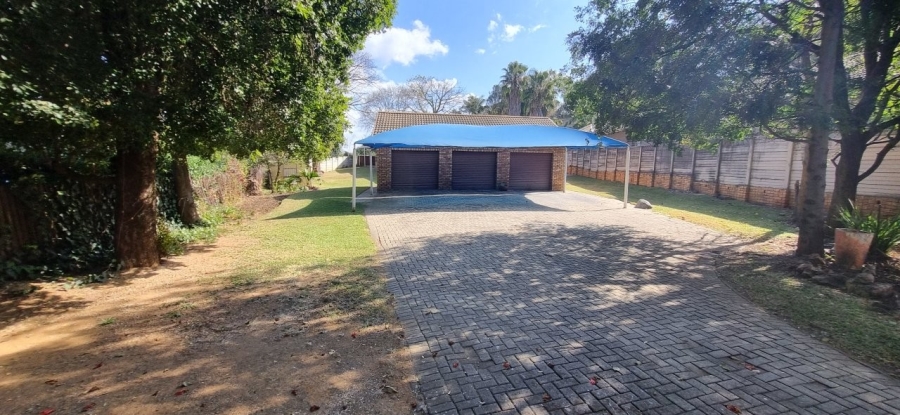5 Bedroom Property for Sale in Elandsrand North West